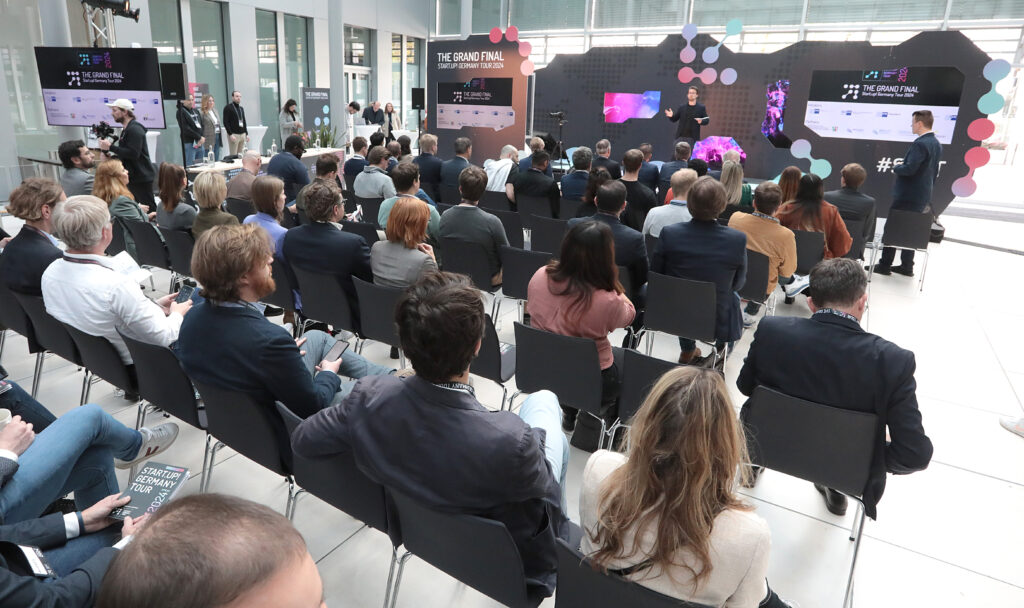 The grand final foto : frank oppitz photography